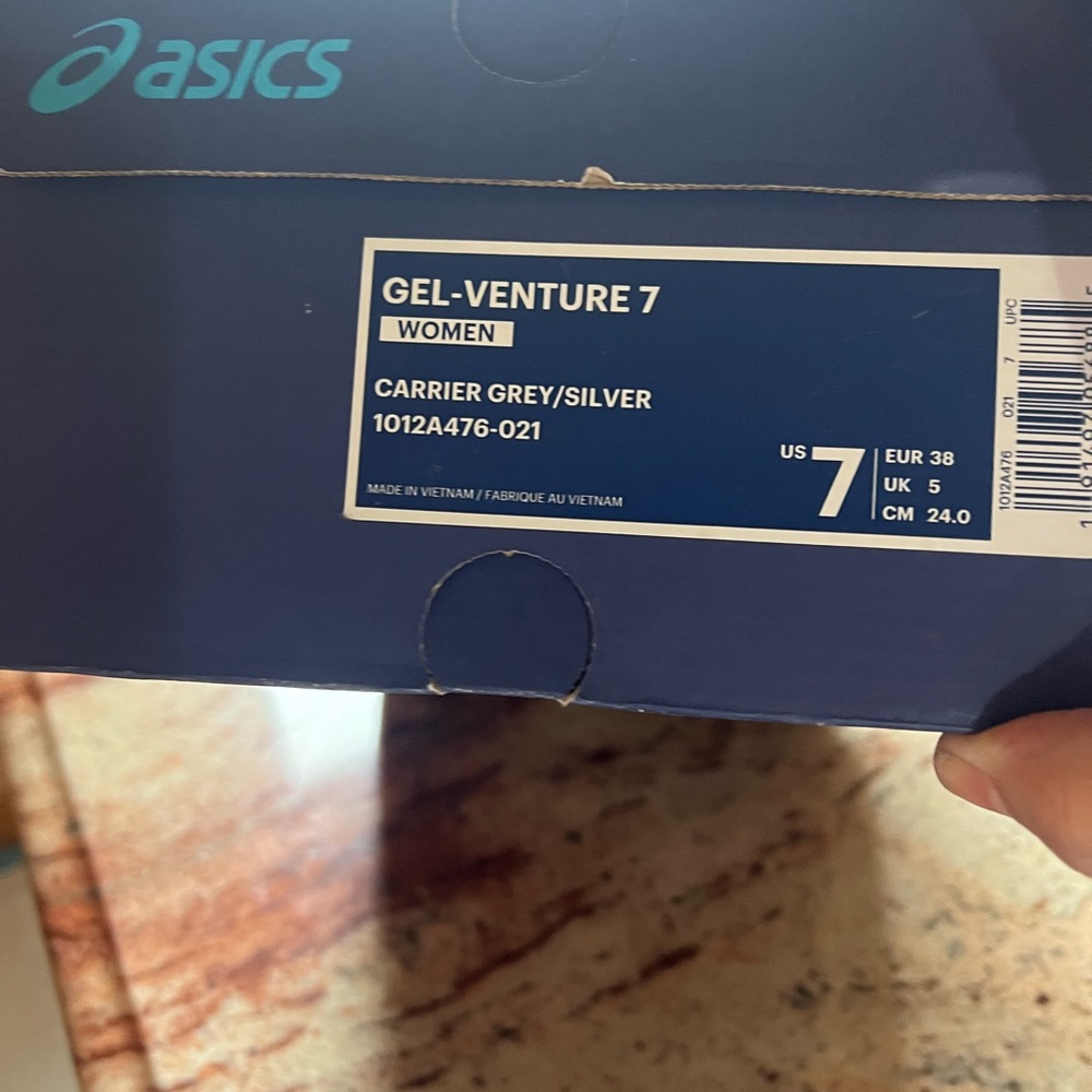 ASICS Gel-Venture 7 Women's Shoes good condition,I bought it on sale.